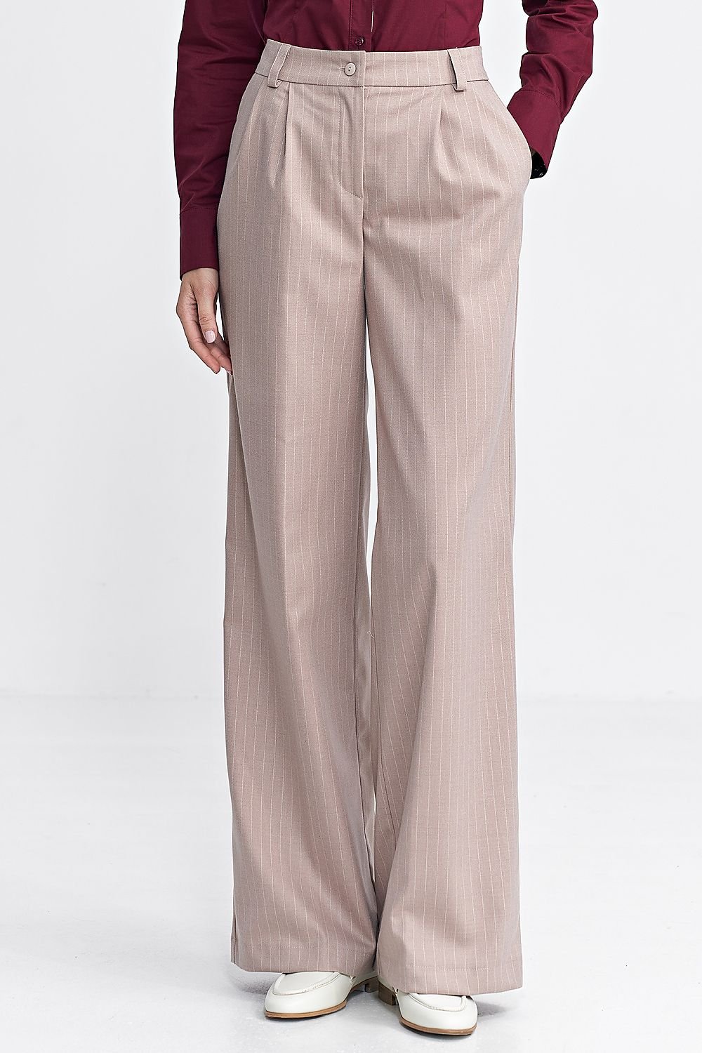  Trousers model 200389 Nife 