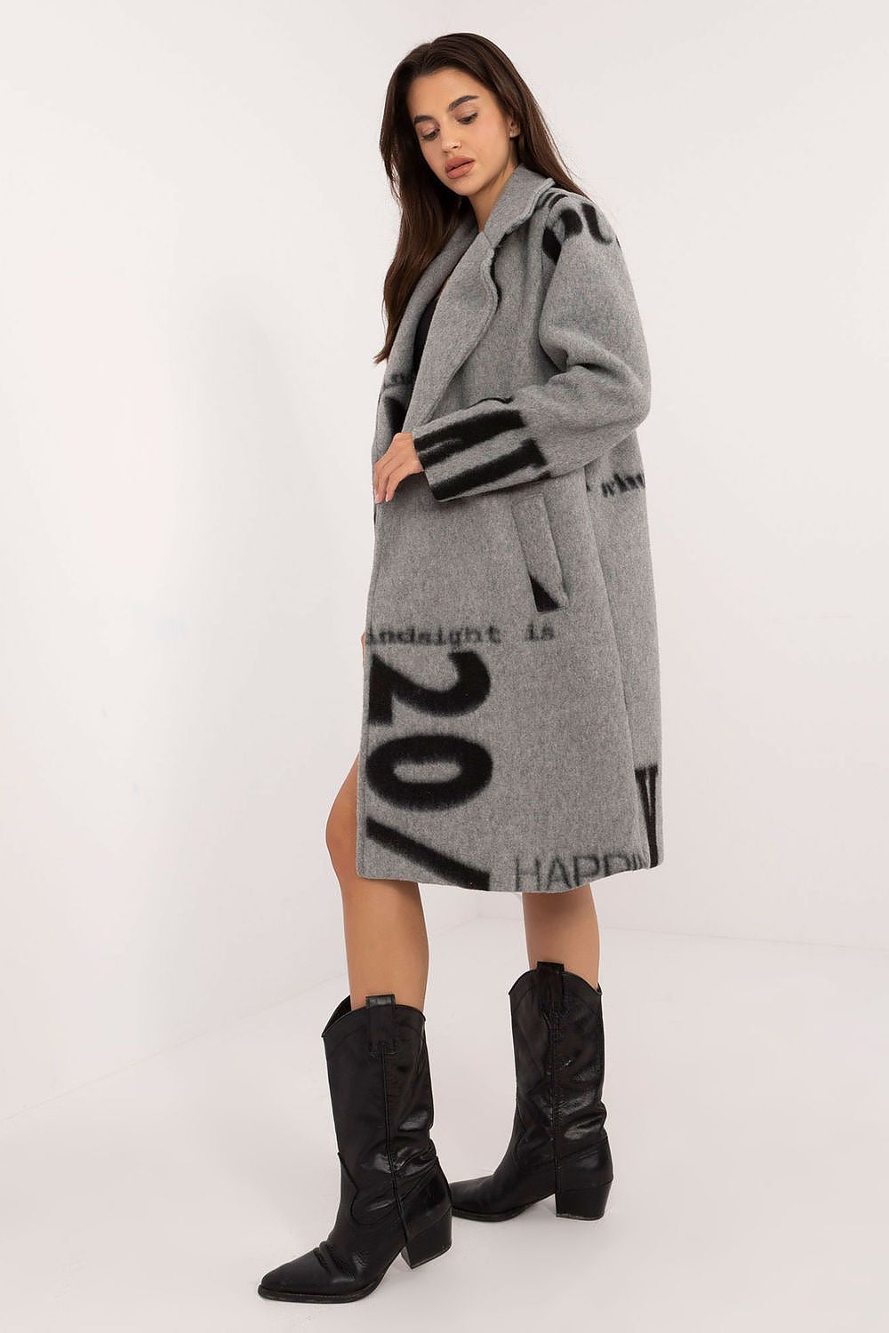 Coat model 200506 Italy Moda