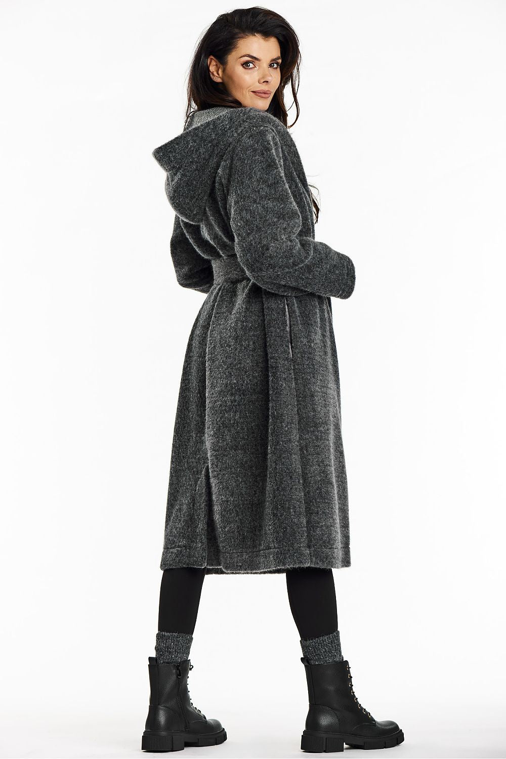 Coat model 200554 awama