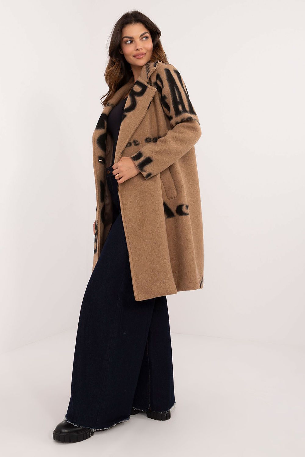 Coat model 200995 Italy Moda