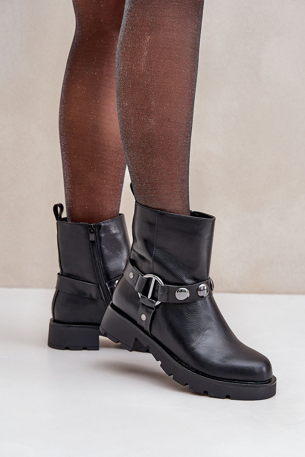  Boots model 204785 Step in style 