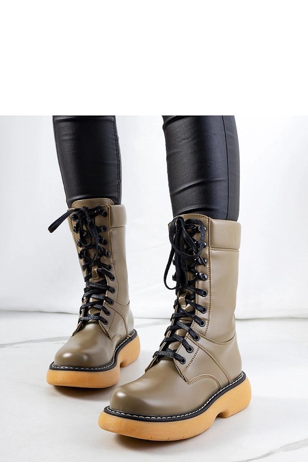  Boots model 205159 Solea 