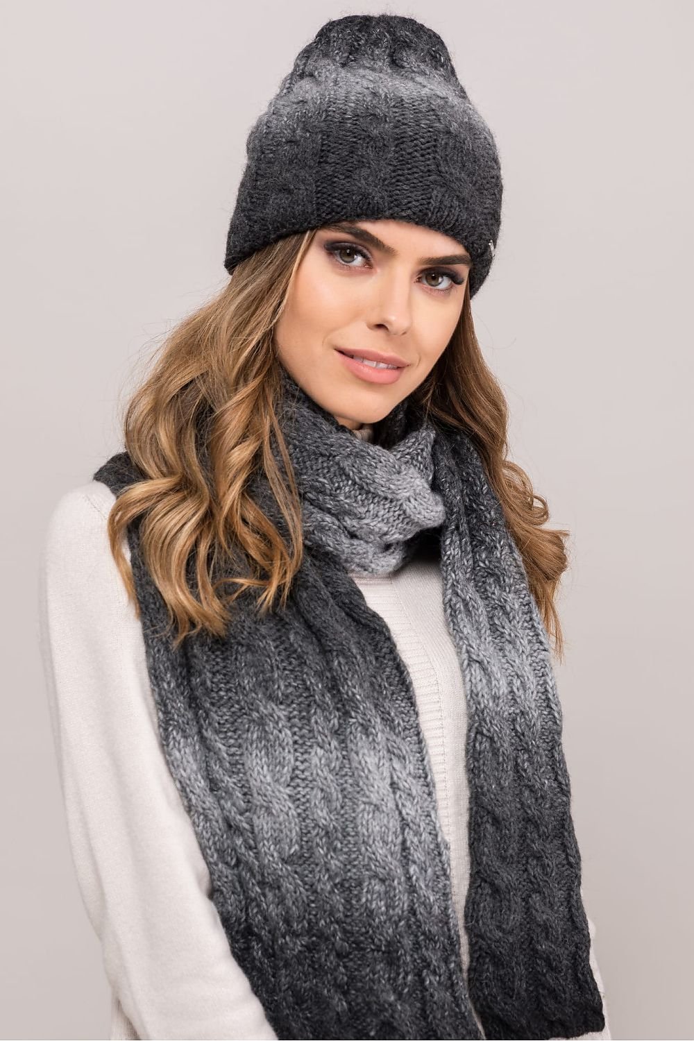 Cap model 205720 Kamea