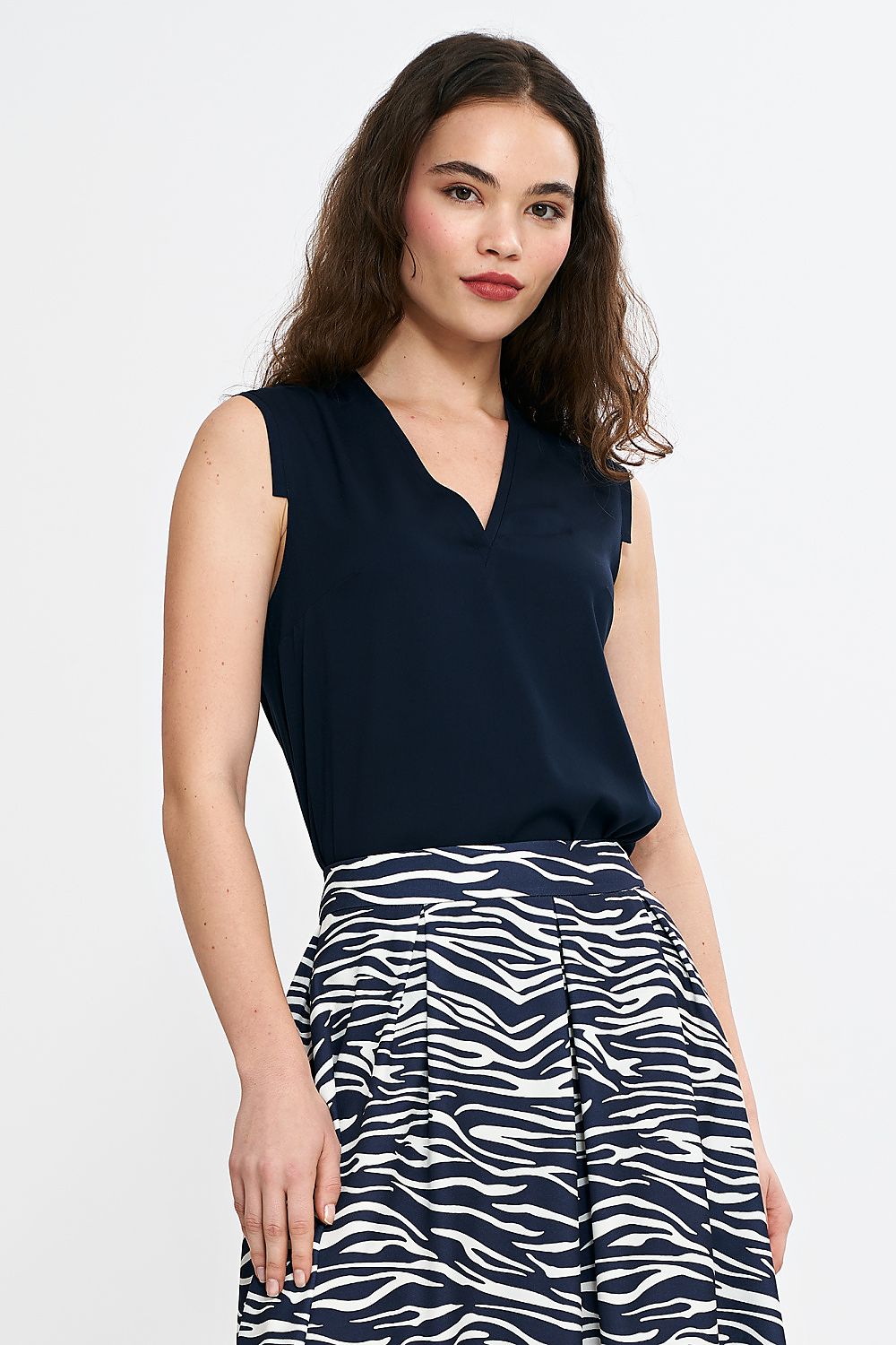  Blouse model 210075 Nife 