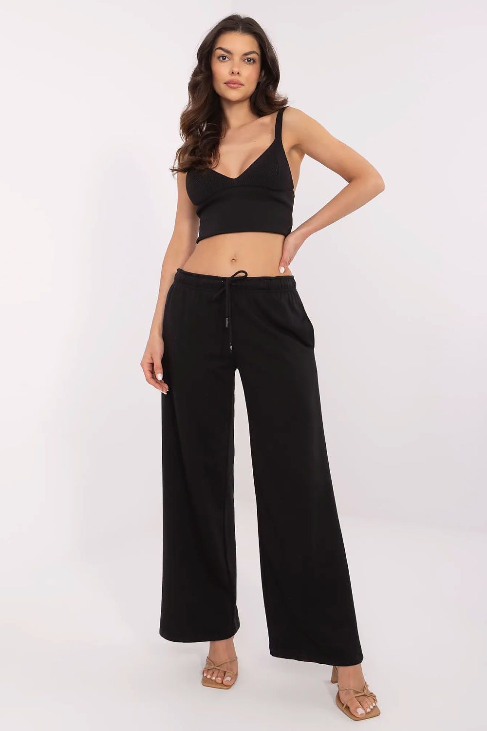  Tracksuit trousers model 210620 Relevance 