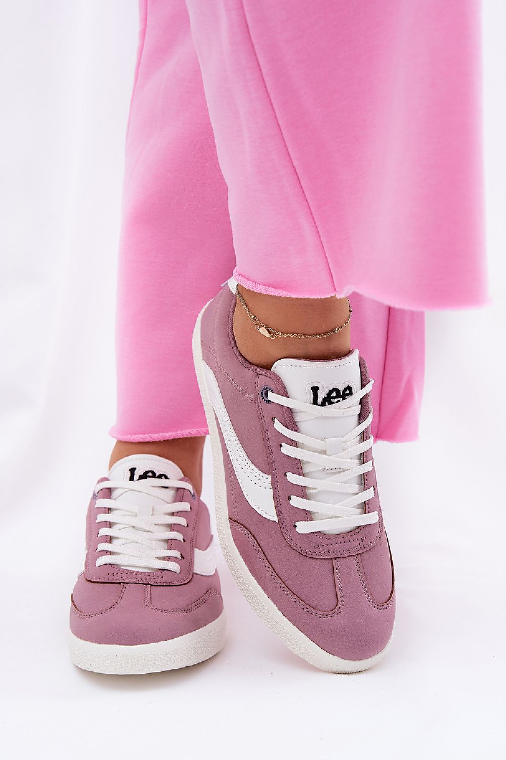  Sport Shoes model 211327 Step in style 