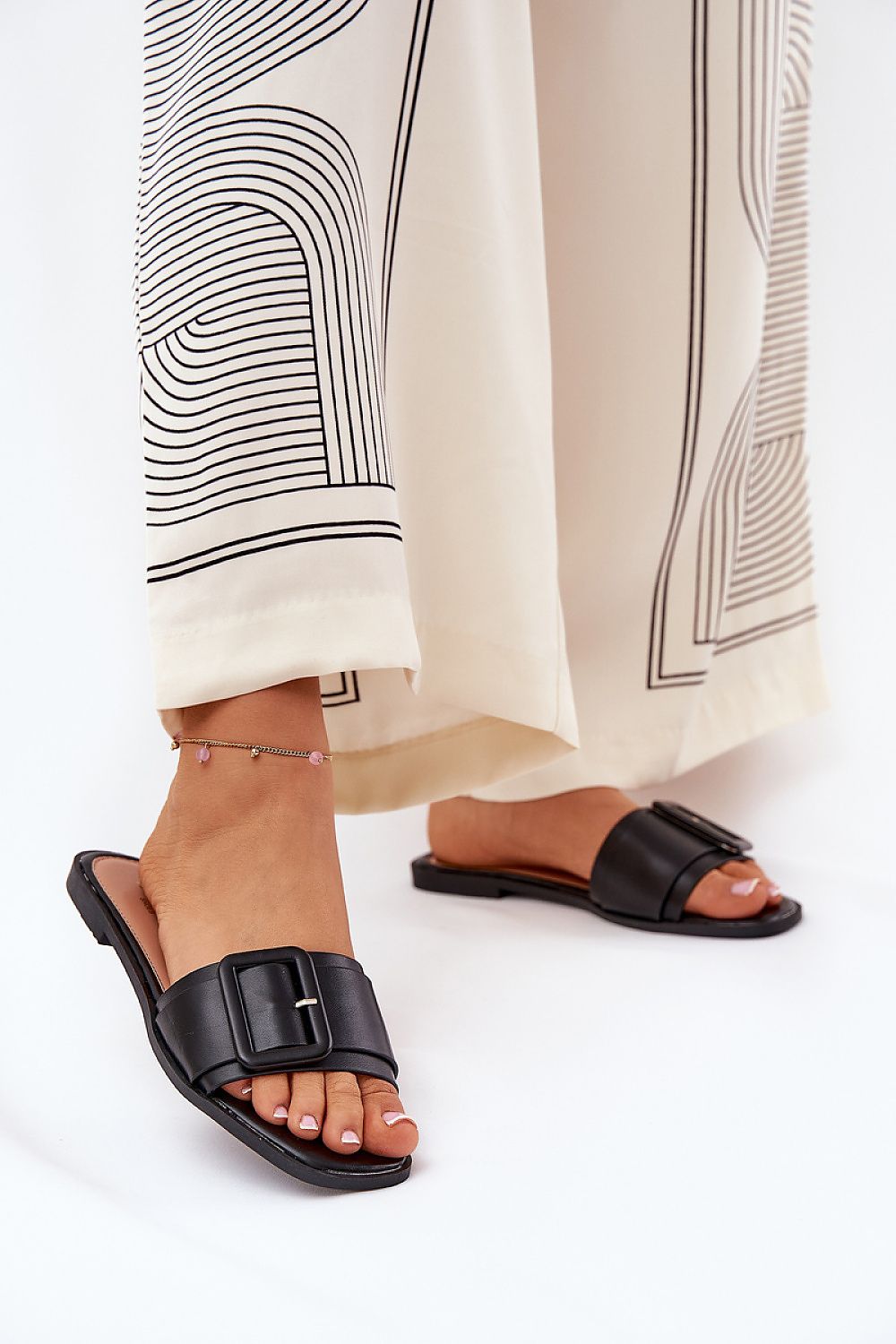  Flip-flops model 211703 Step in style 