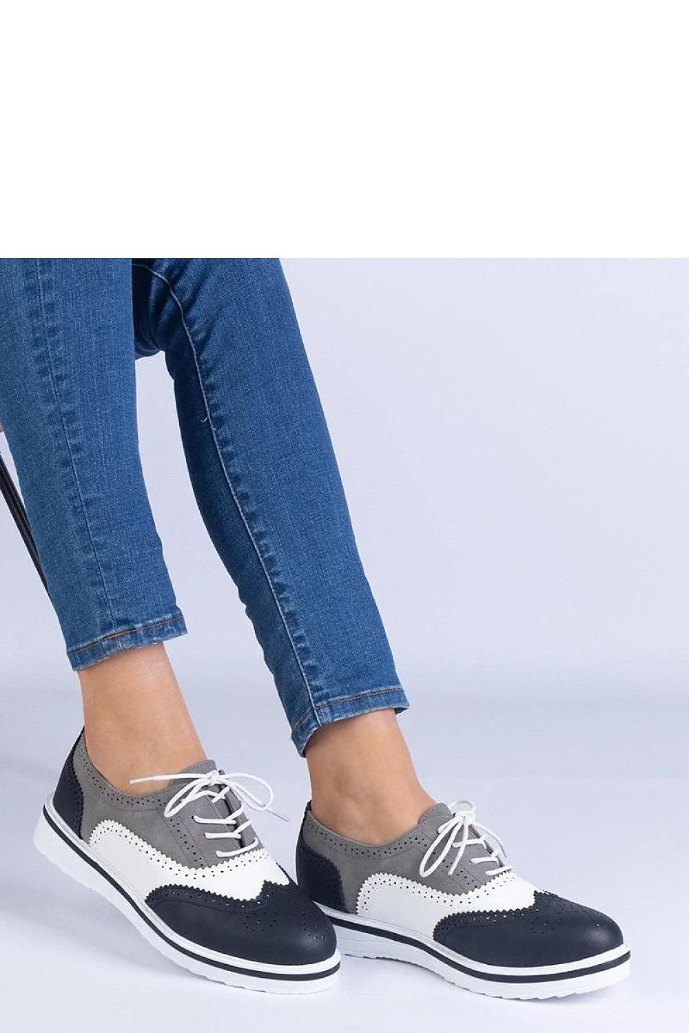  Low Shoes model 211781 PRIMO 