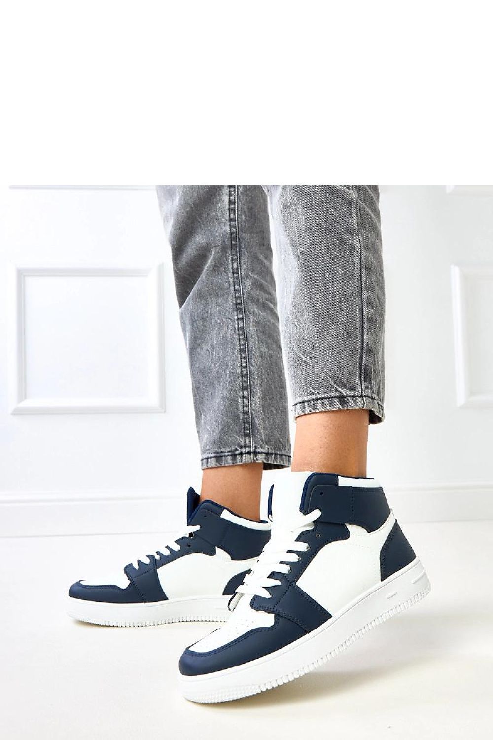  Sport Shoes model 217952 Solea 