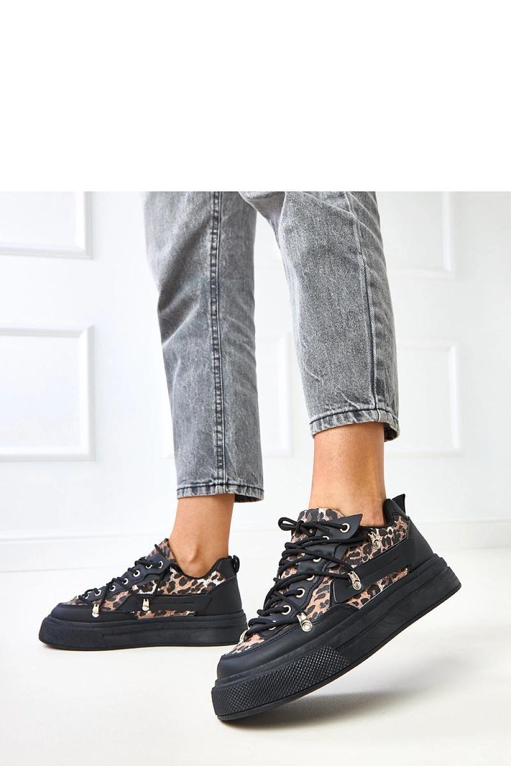  Sport Shoes model 218366 Solea 