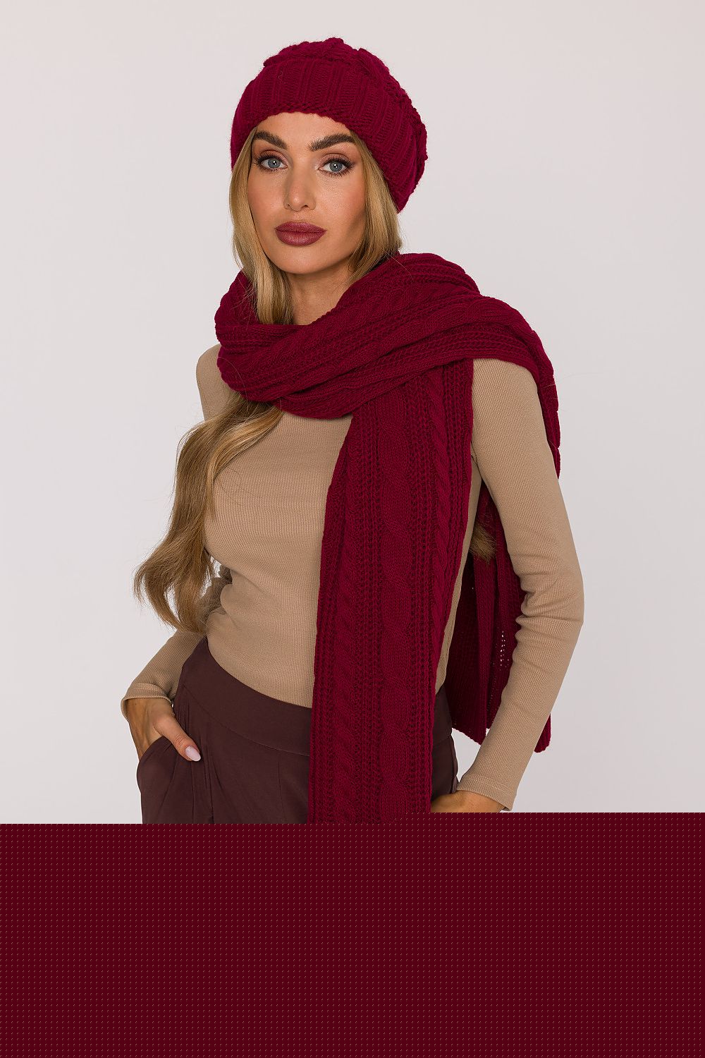  Shawl model 219543 Moe 