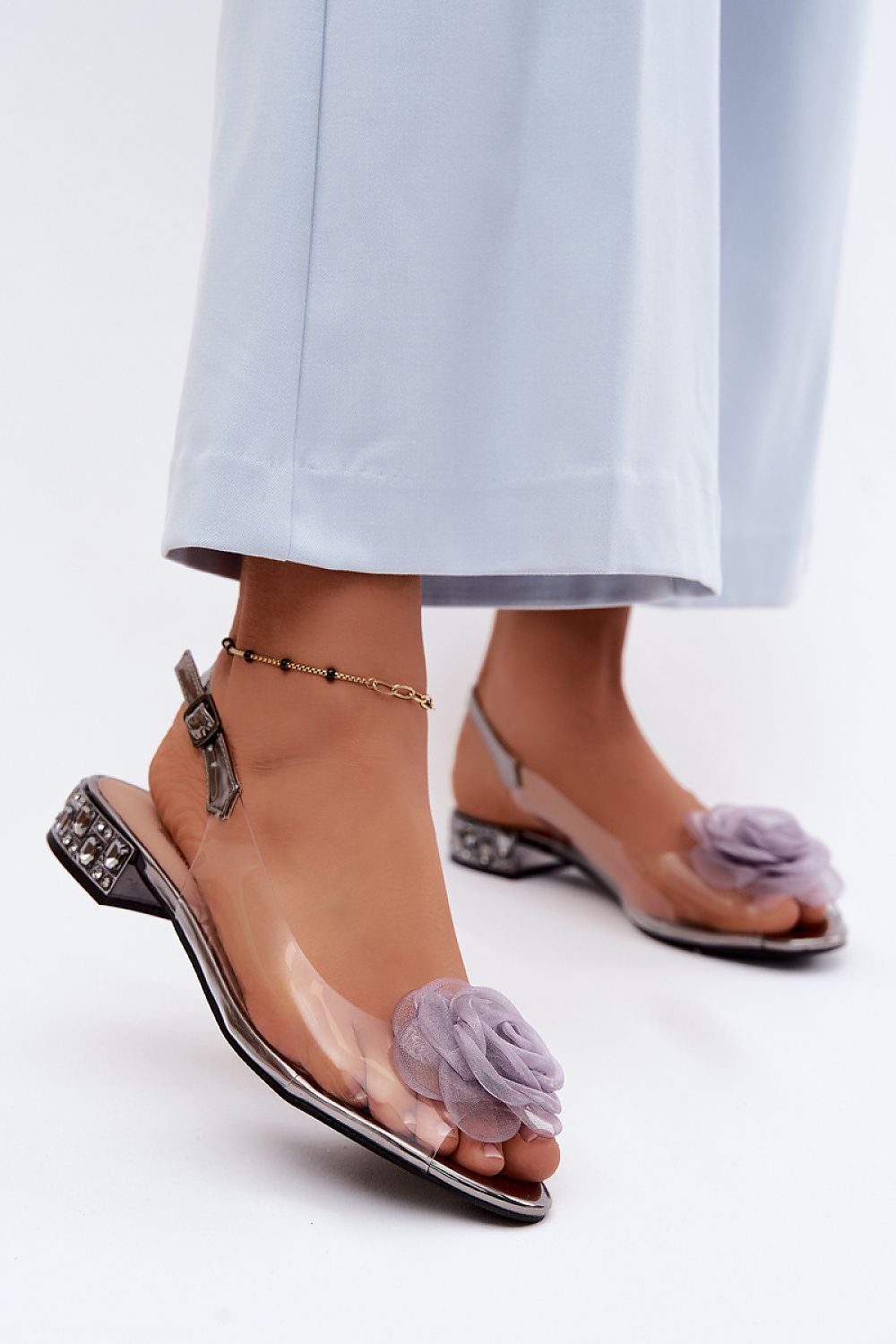  Sandals model 228105 Step in style 
