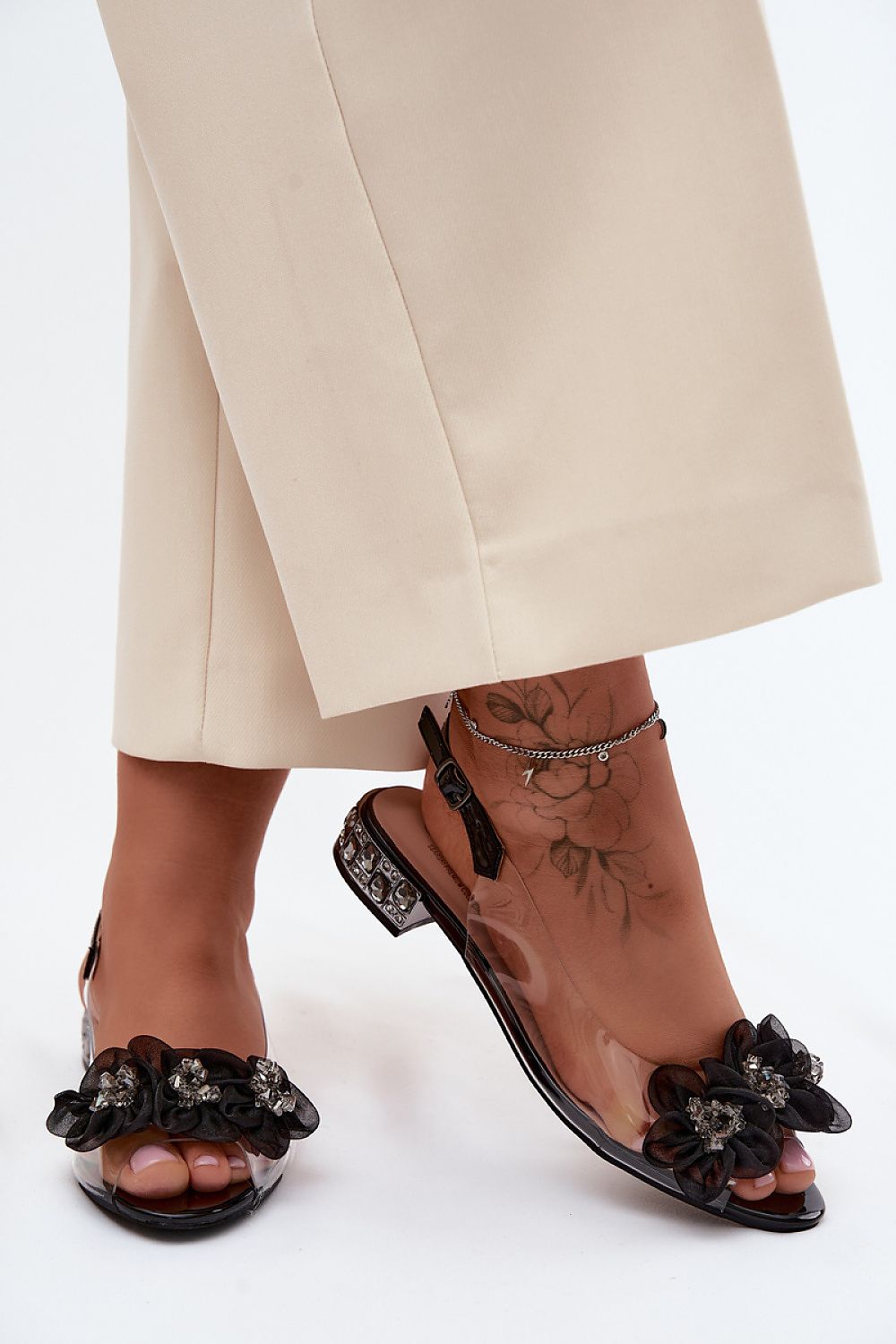  Sandals model 228127 Step in style 