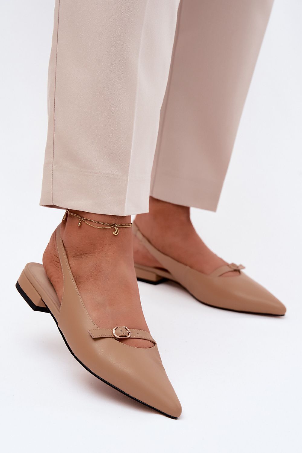  Sandals model 230190 Step in style 