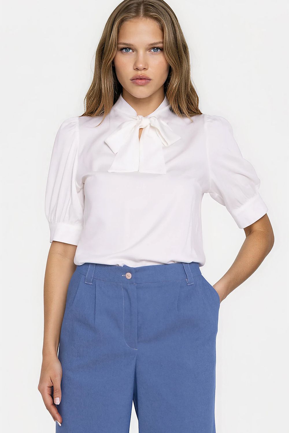  Blouse model 230461 Nife 