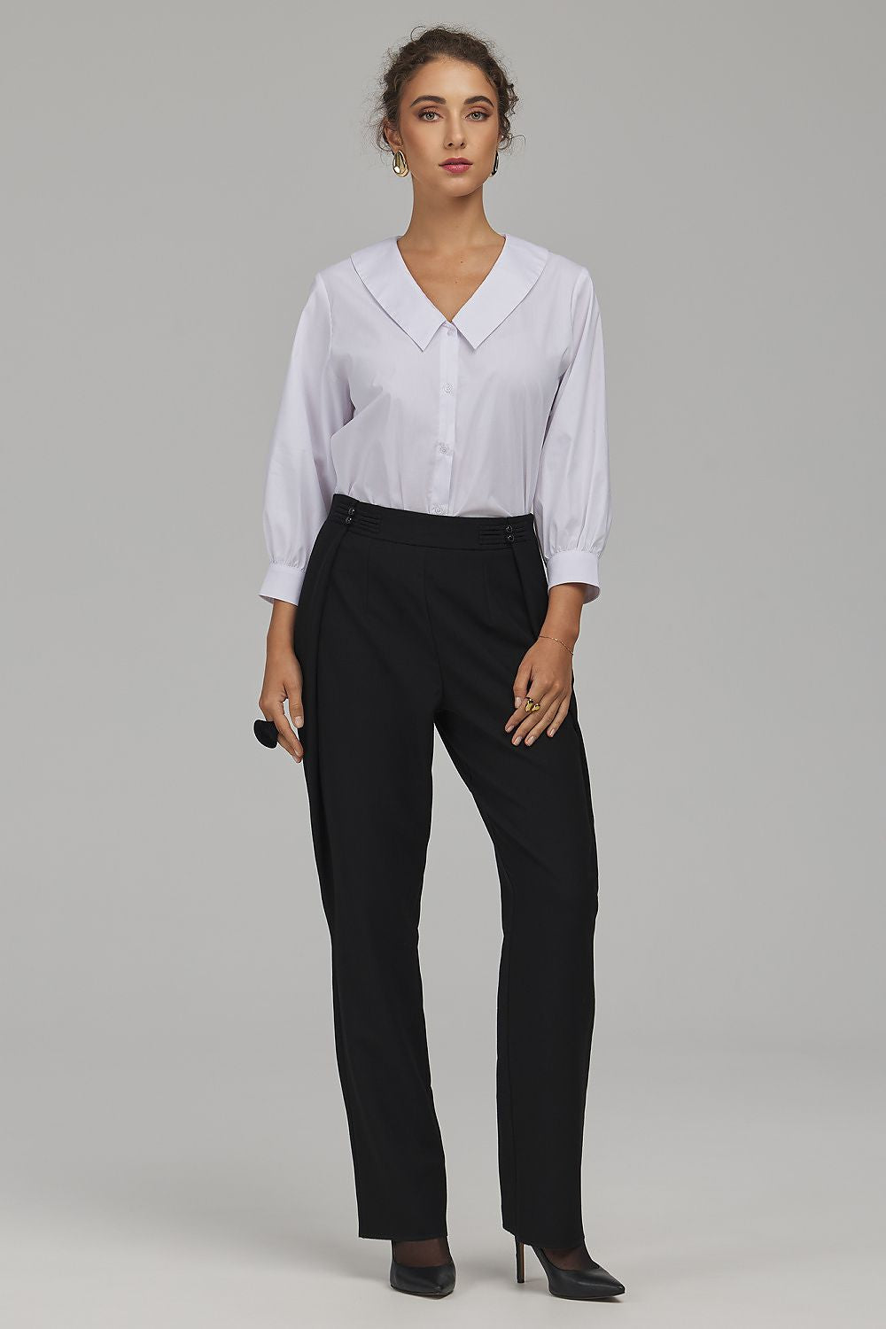  Women trousers model 230985 Nife 