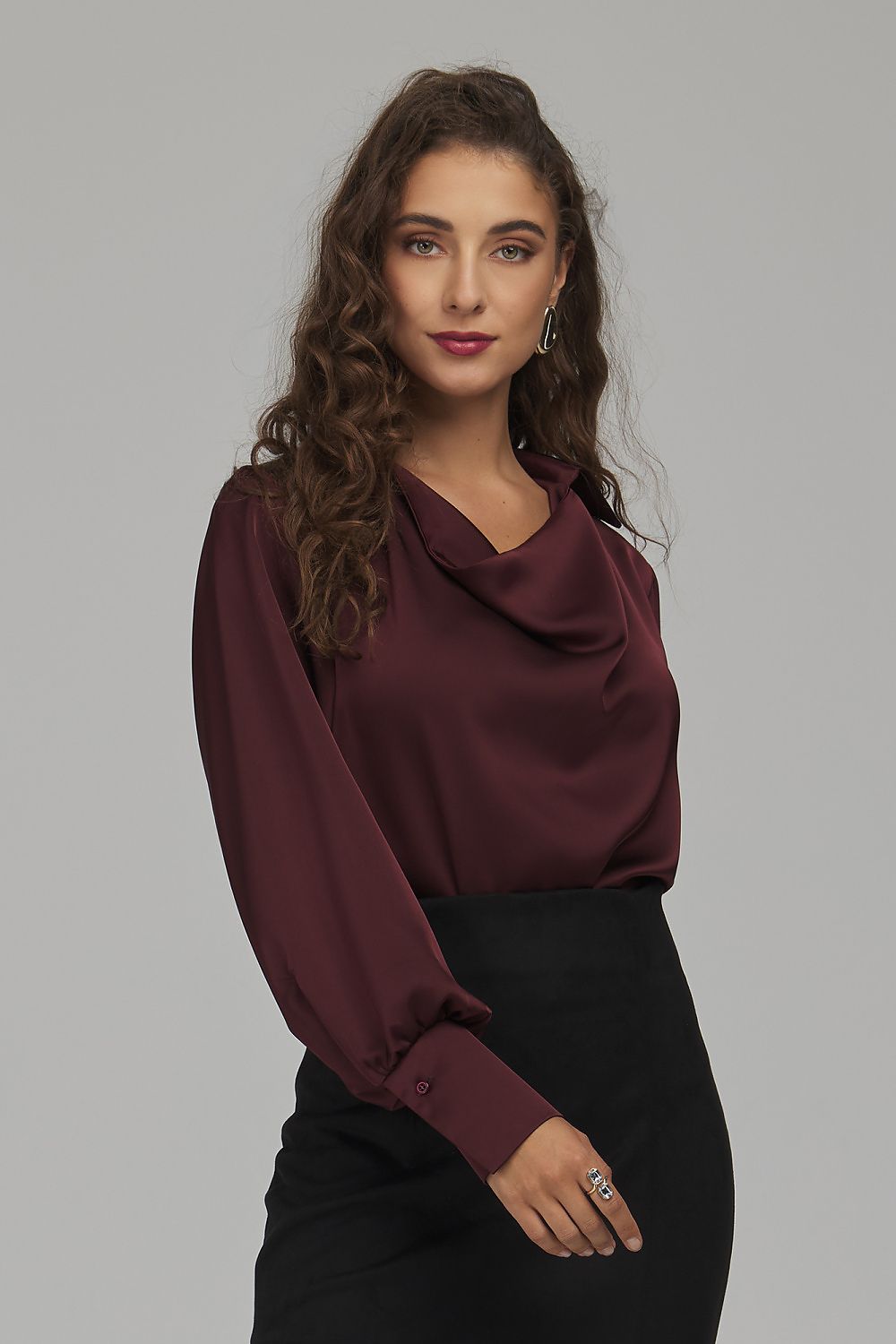  Blouse model 232491 Nife 