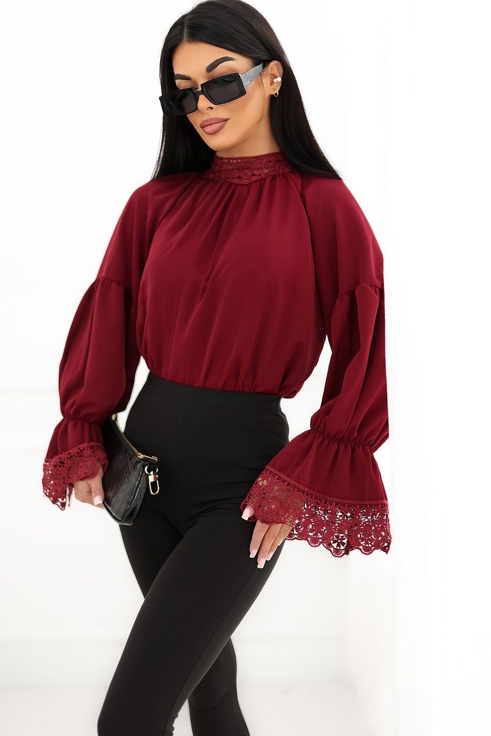  Blouse model 232749 Italy Moda 