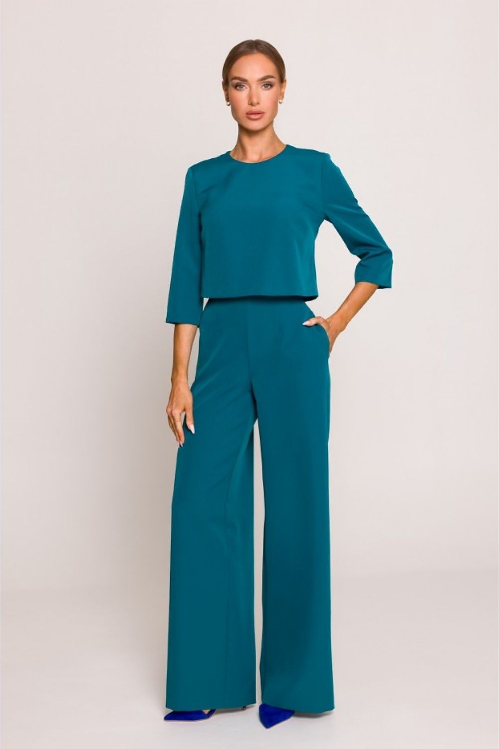  Suit model 232868 Moe 