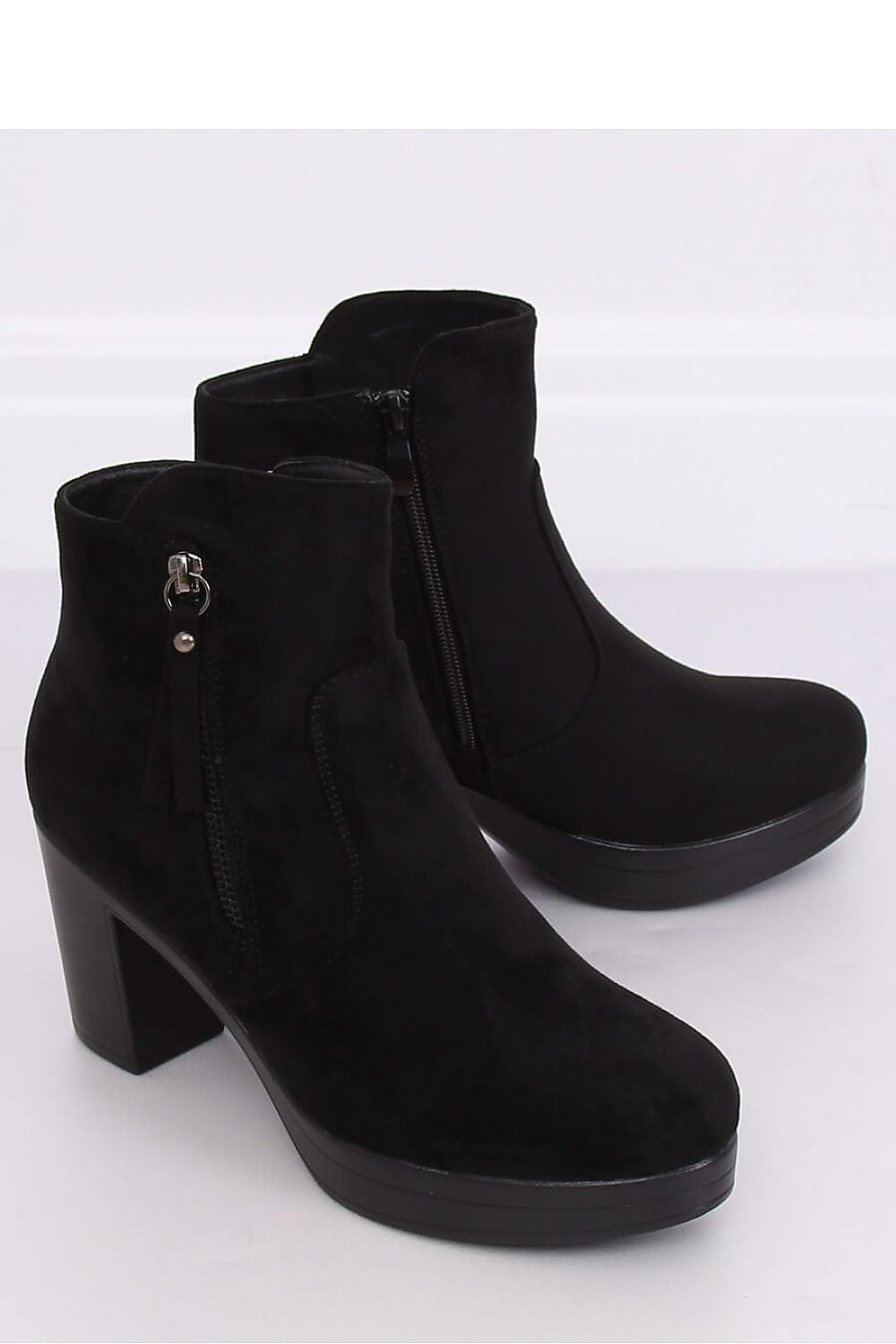  Heel boots model 135573 Inello 