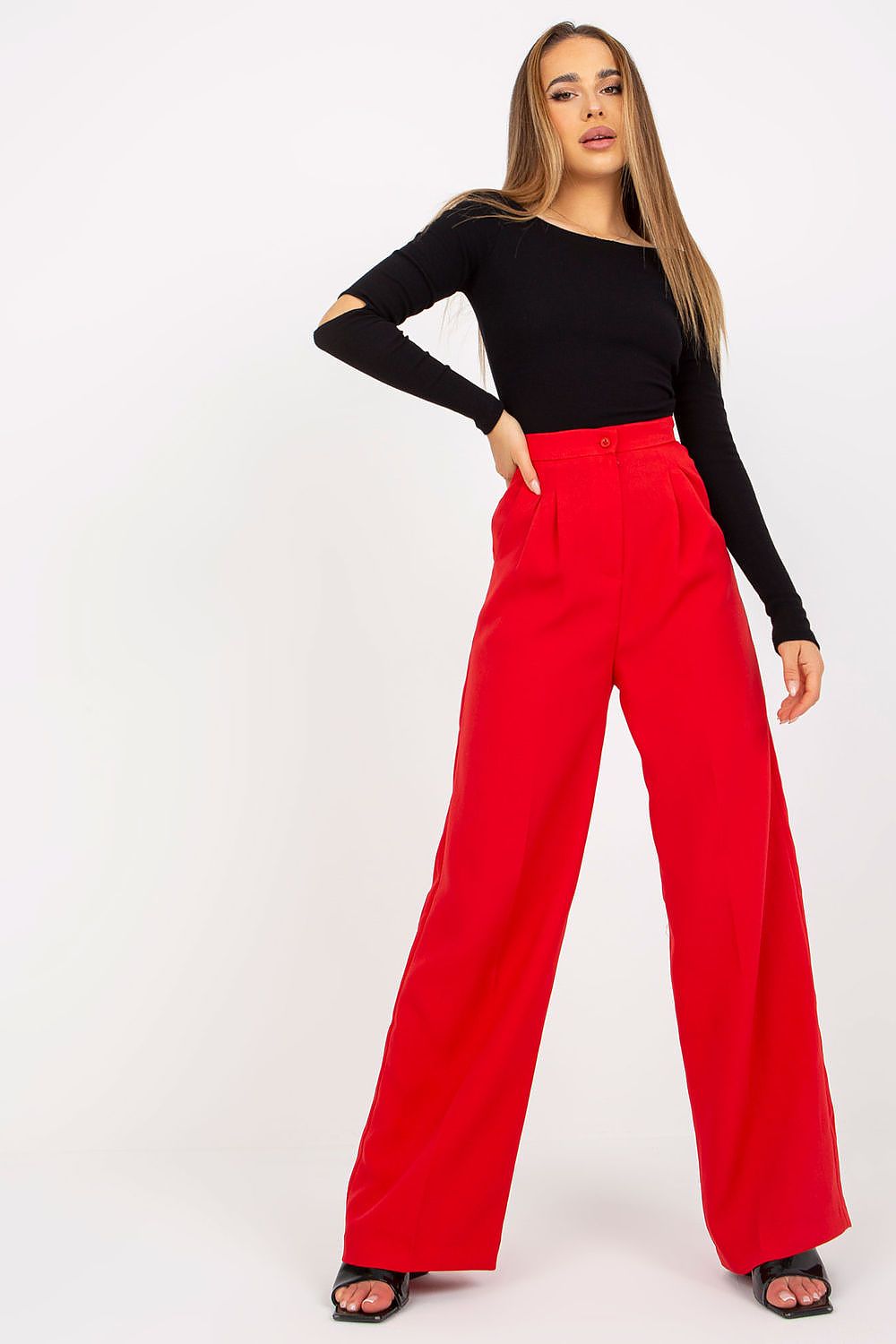  Trousers model 168060 Xsapienza 