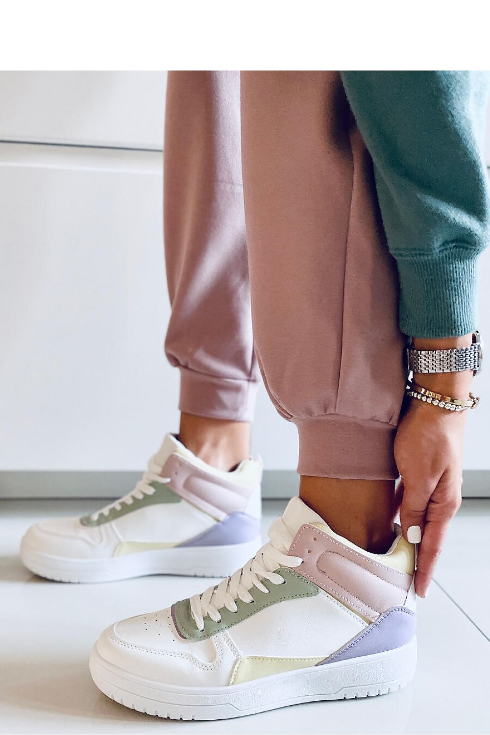  Sneakers model 170603 Inello 