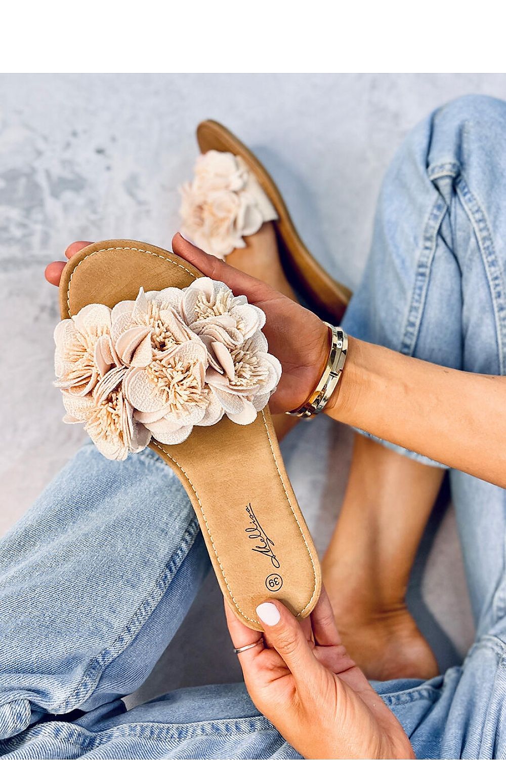 Flip-flops model 180586 Inello