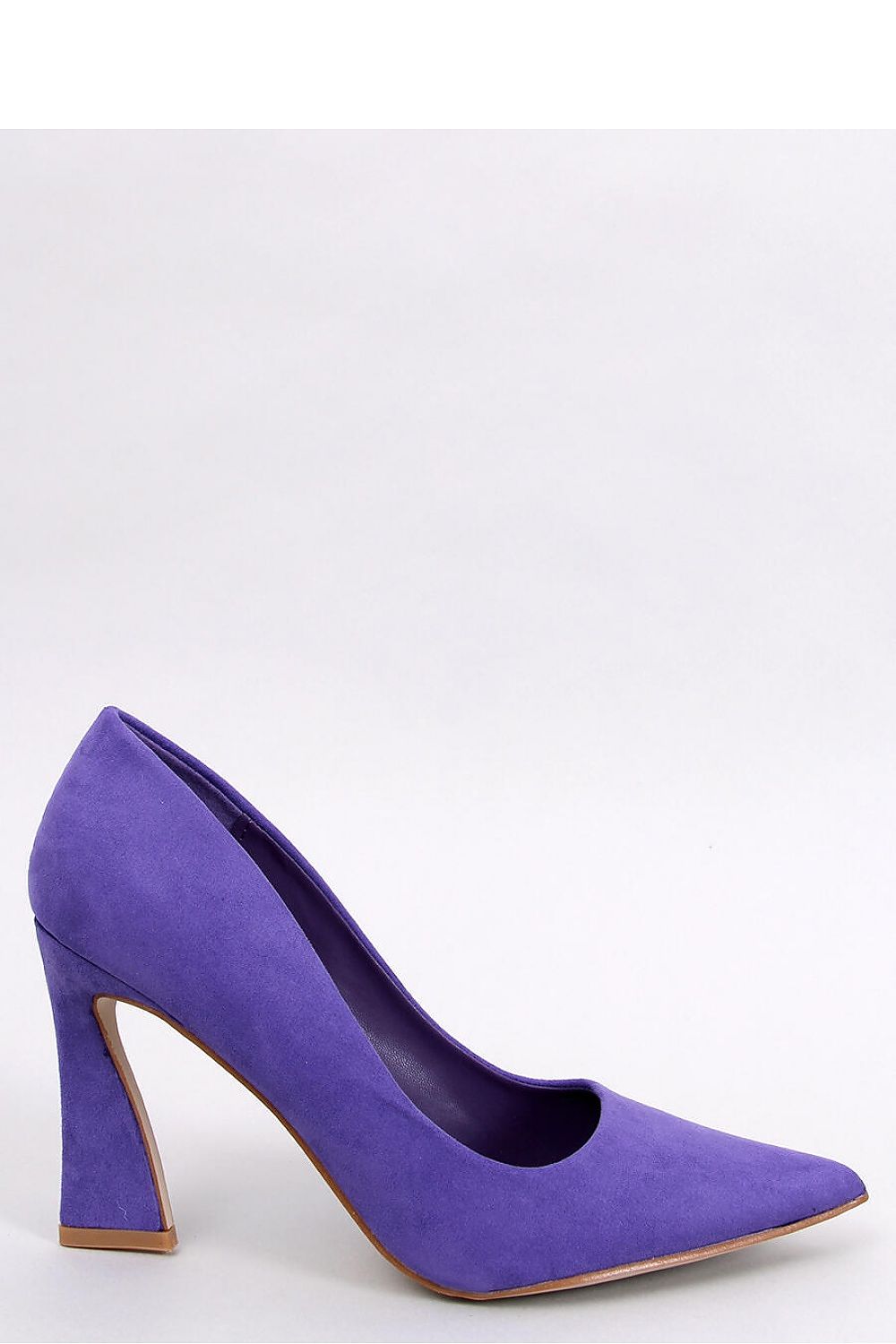  Block heel pumps model 181896 Inello 