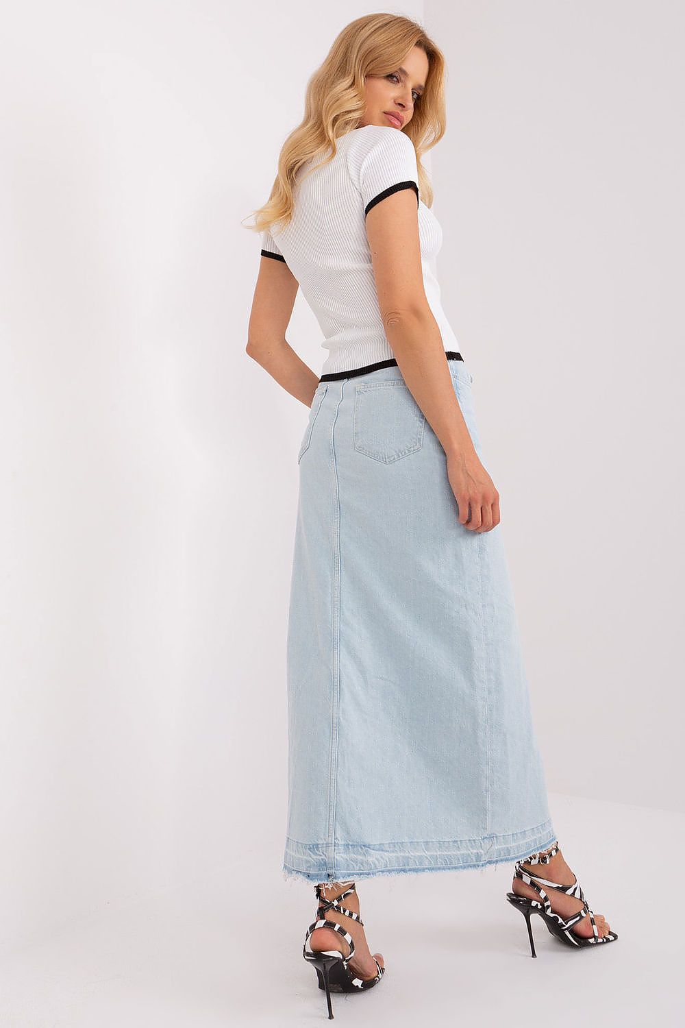  Blouse model 182047 Badu 