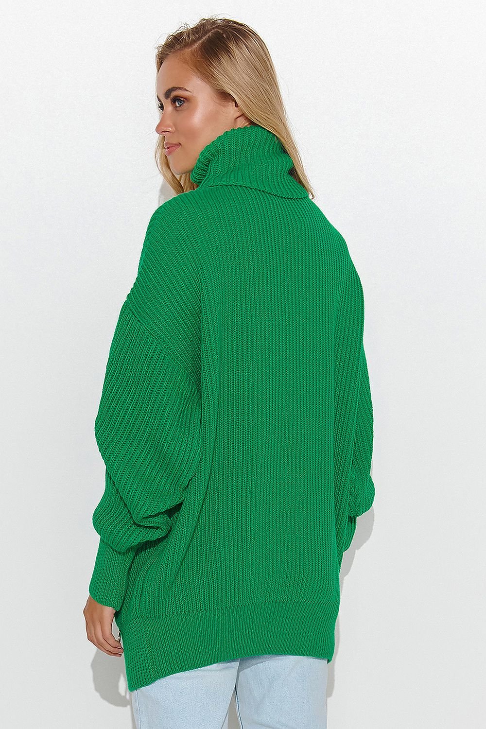 Turtleneck model 185211 Makadamia