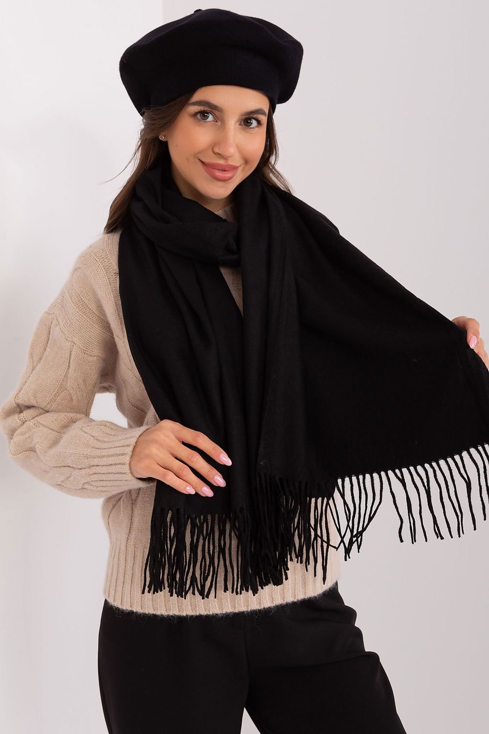 Shawl model 185891 AT