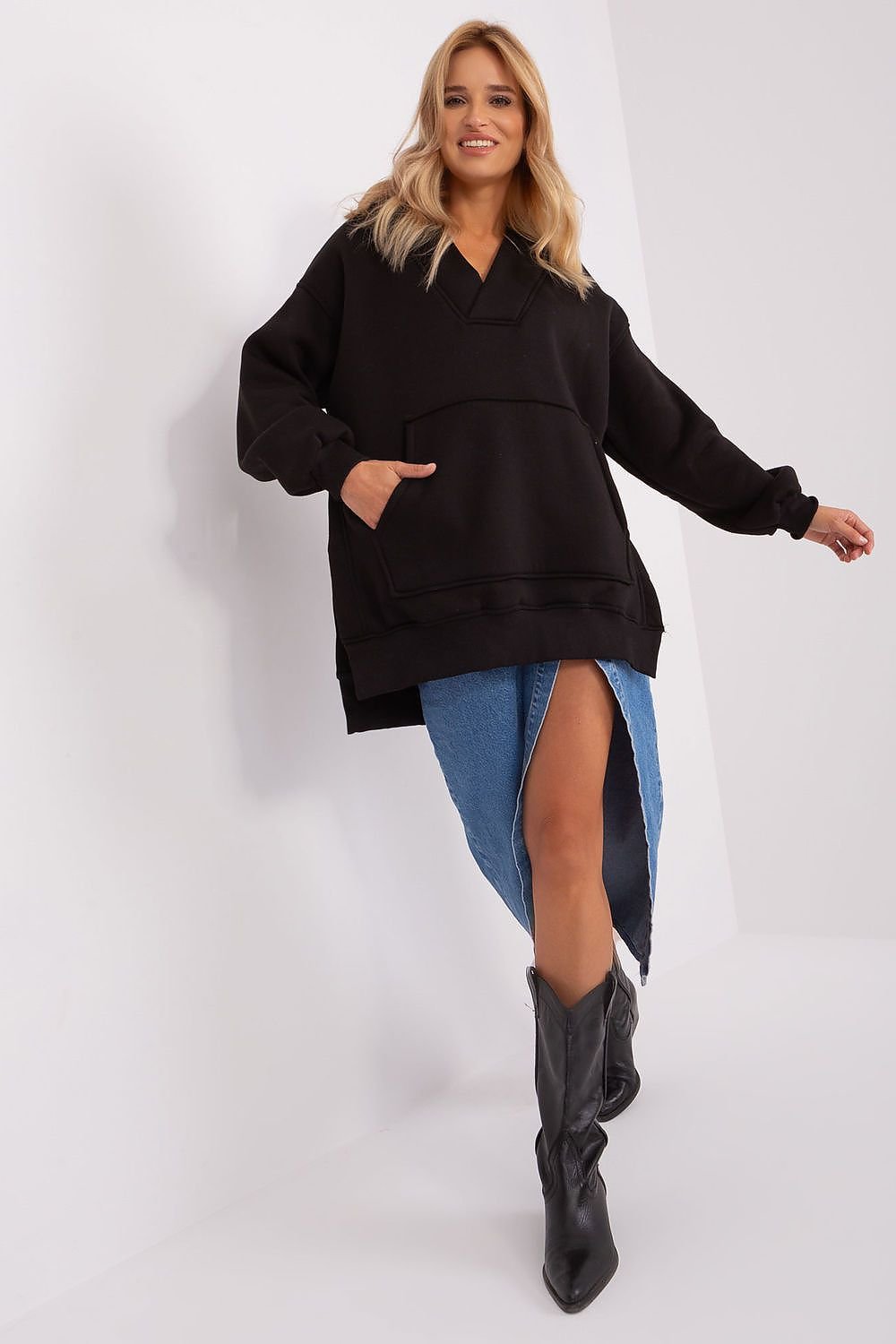 Sweatshirt model 186129 Factory Price