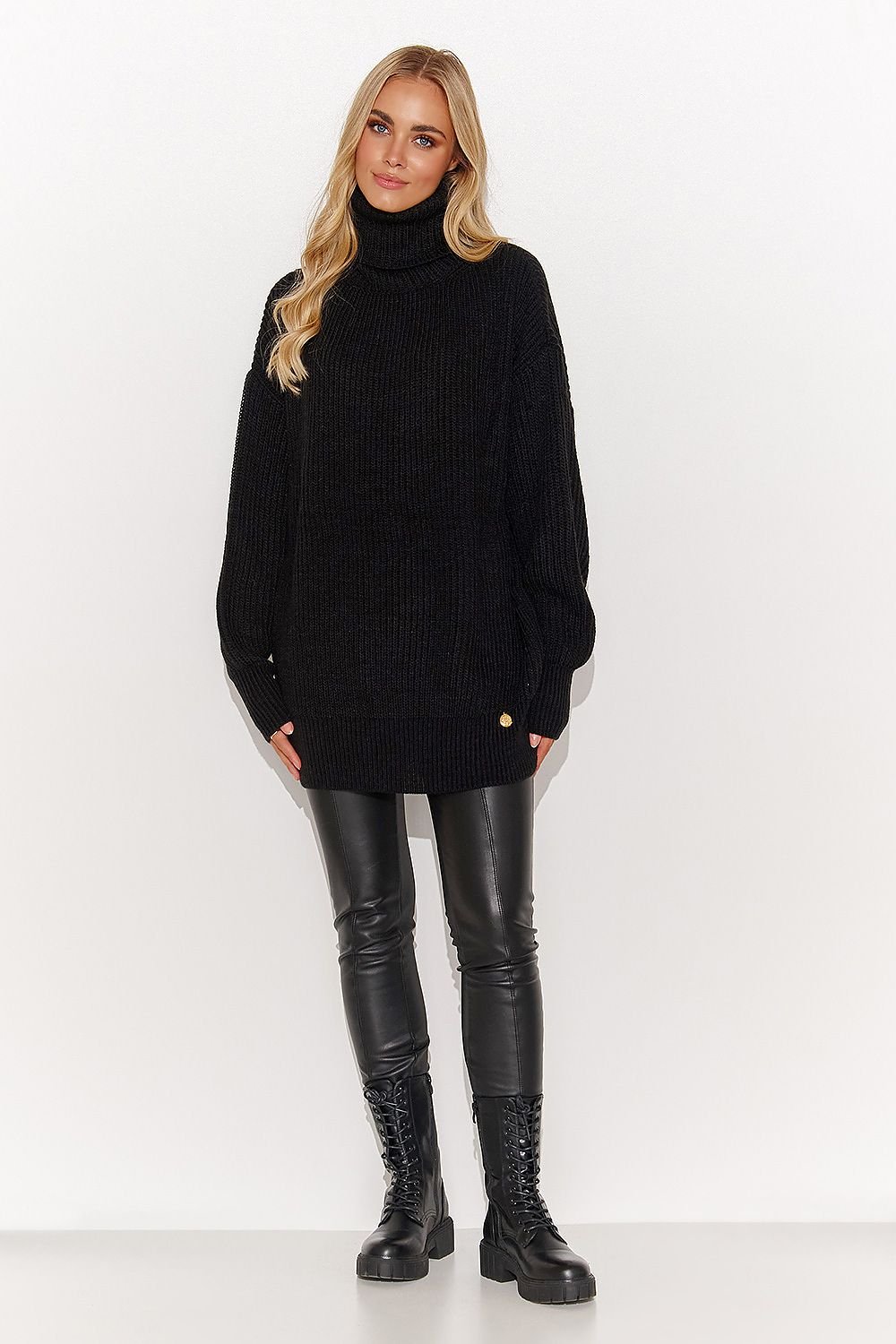 Turtleneck model 185989 Makadamia