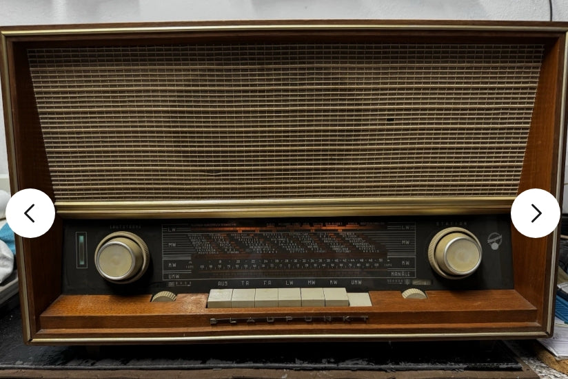 OLD TUBE RADIO BLAUPUNKT SULTAN