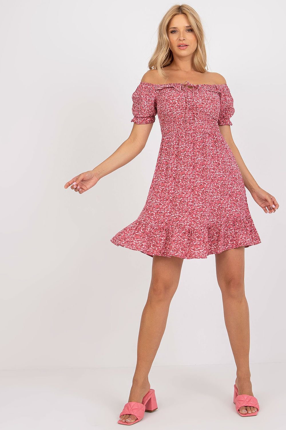 Daydress model 168155 Rue Paris