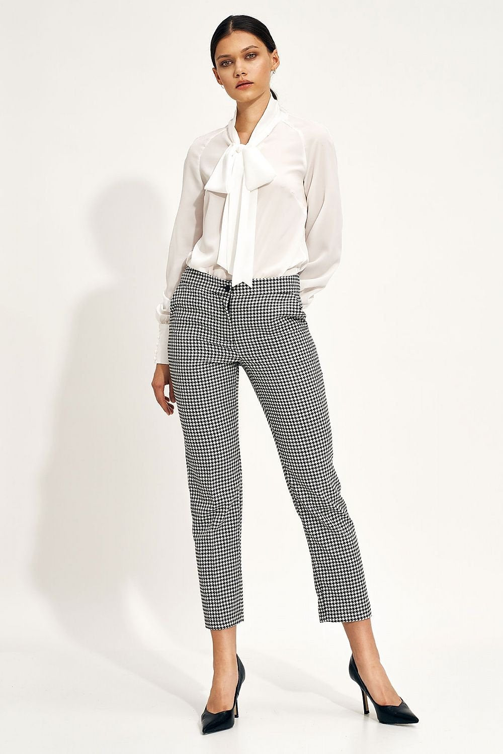 Women trousers model 170486 Nife