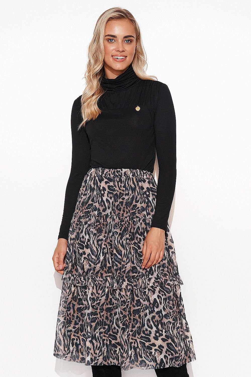 Turtleneck model 170892 Makadamia