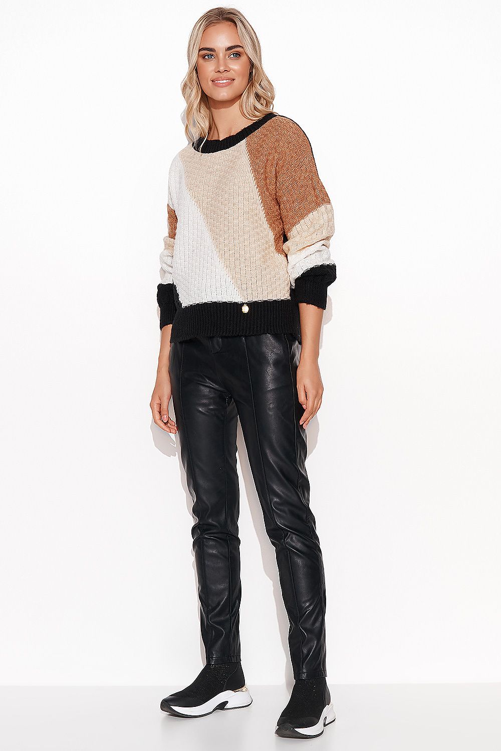 Jumper model 171523 Makadamia