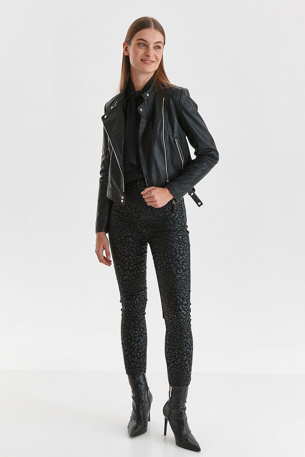 Blouse model 173949 Top Secret