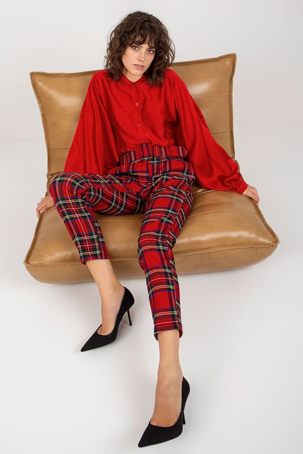 Women trousers model 174048 Italy Moda