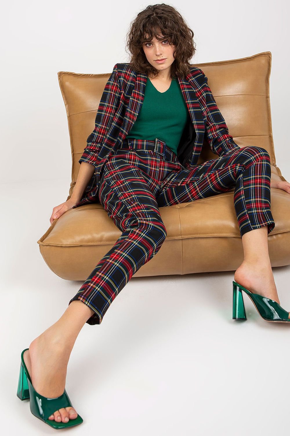 Women trousers model 174049 Italy Moda