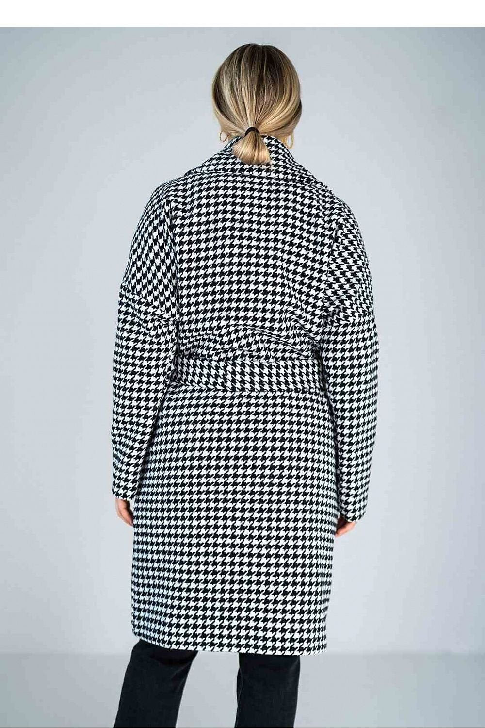 Coat model 174070 Figl