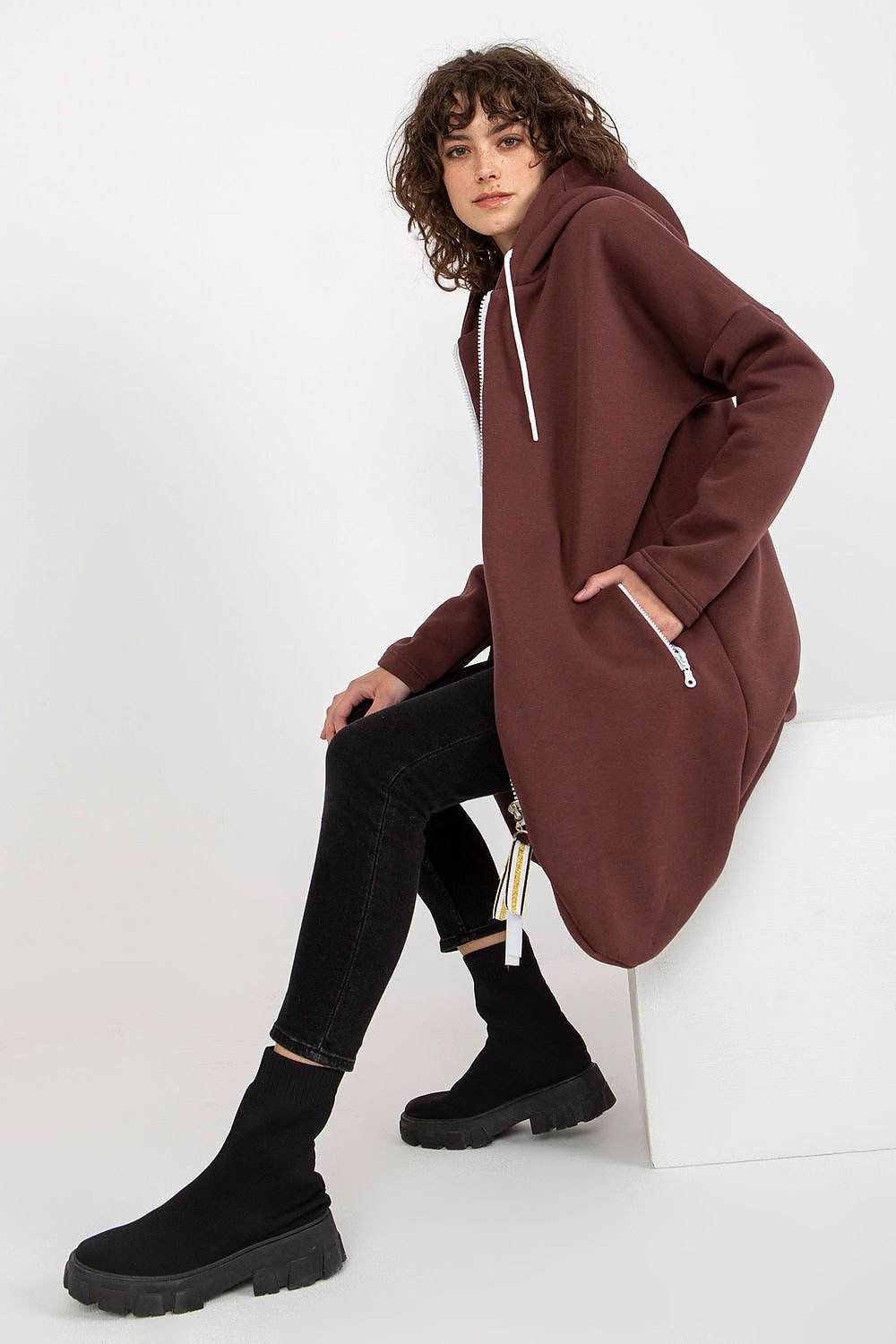 Sweatshirt model 174813 Relevance