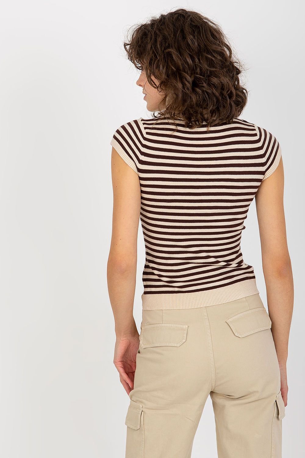 Short sleeve sweater model 174860 AT