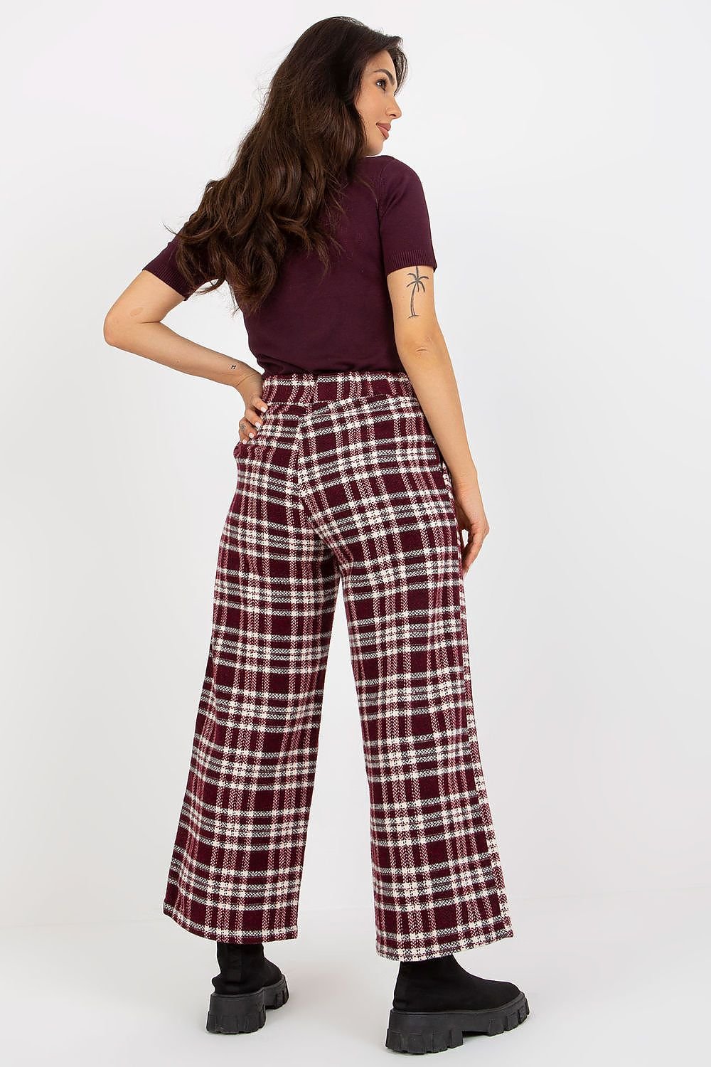 Women trousers model 175001 Lakerta