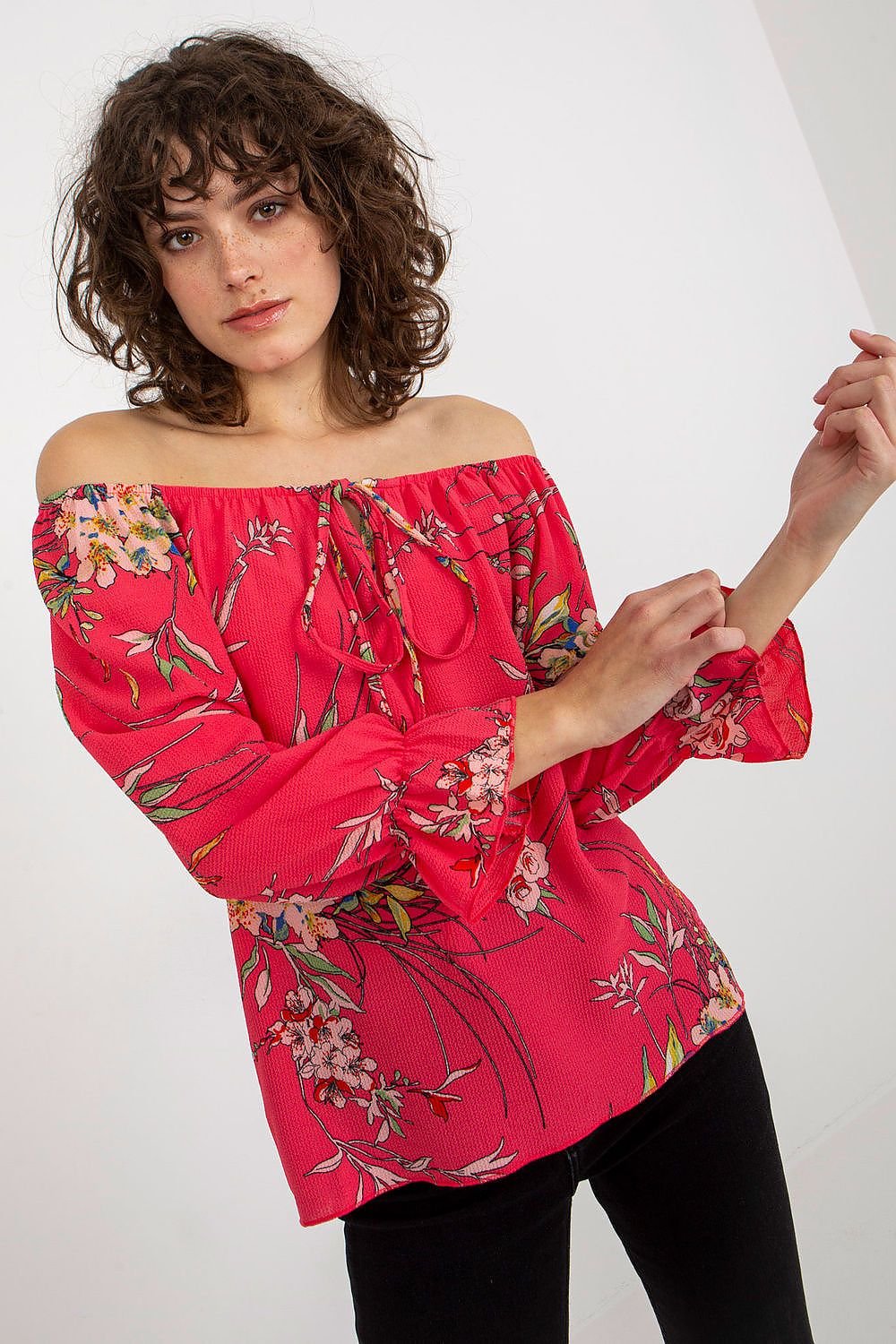 Blouse model 175152 Yups