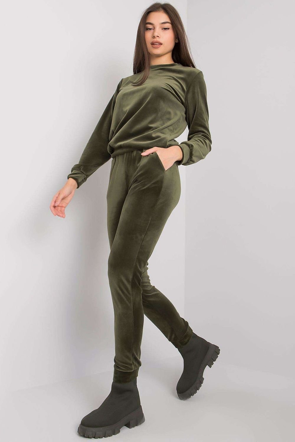 Set model 177916 Rue Paris