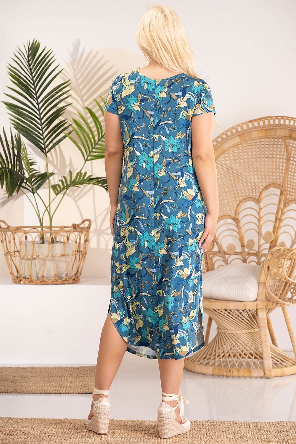 Plus size dress model 182203 Karko