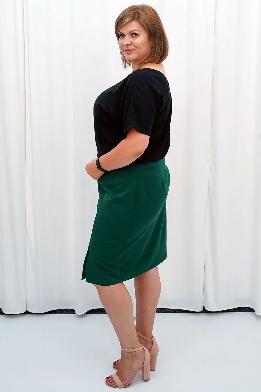 Plus size Skirt model 184894 Karko