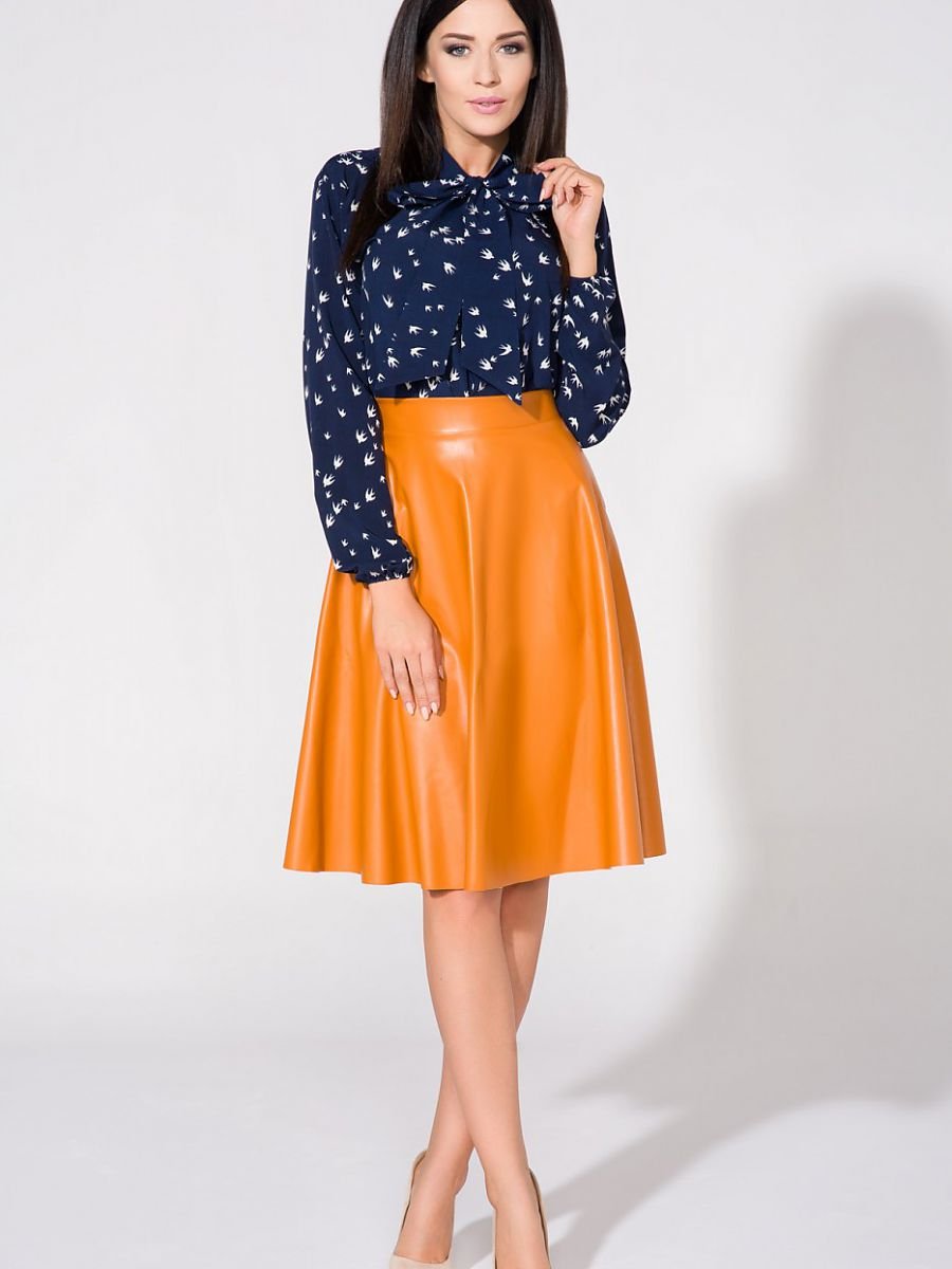 Blouse model 61679 Tessita